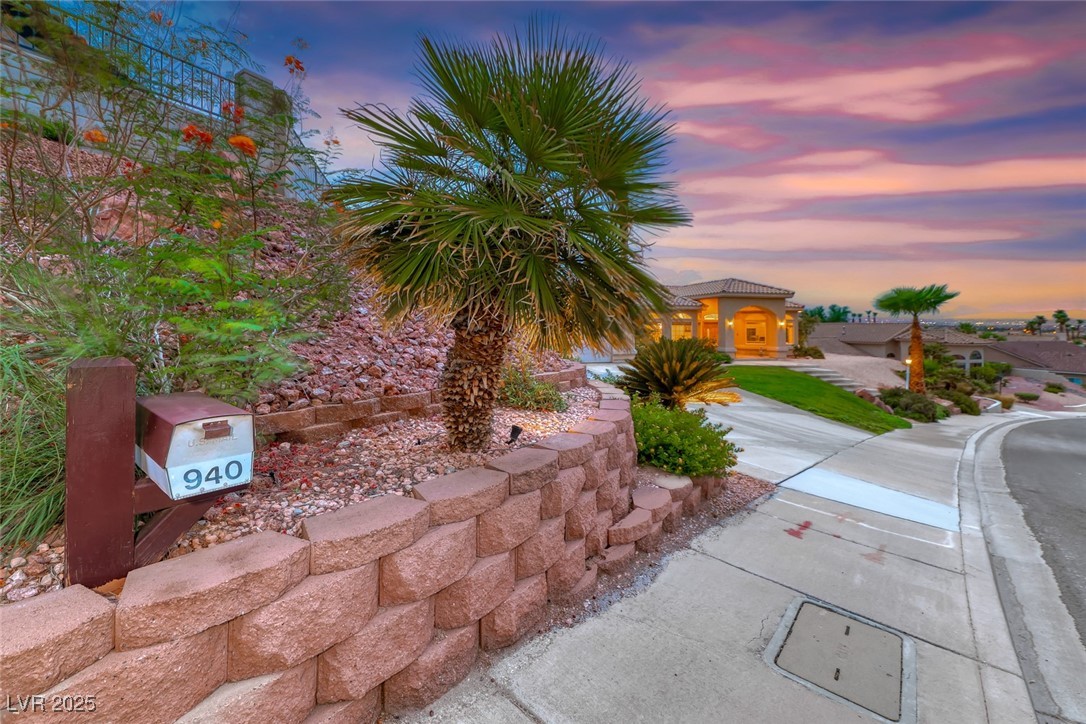 940 Pyrite Avenue