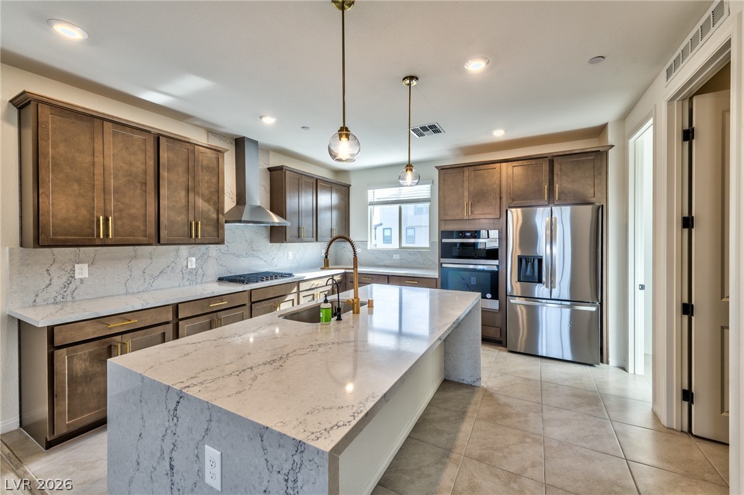 11560 Ashy Storm Avenue