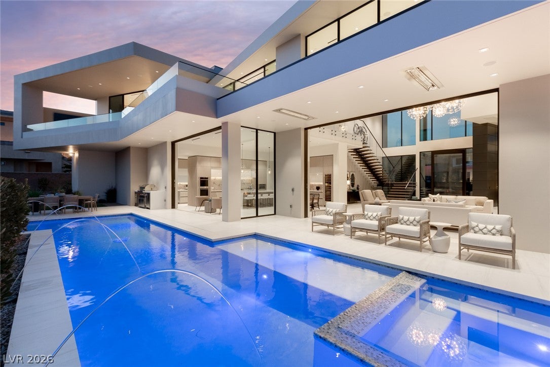81 Hawk Ridge Drive