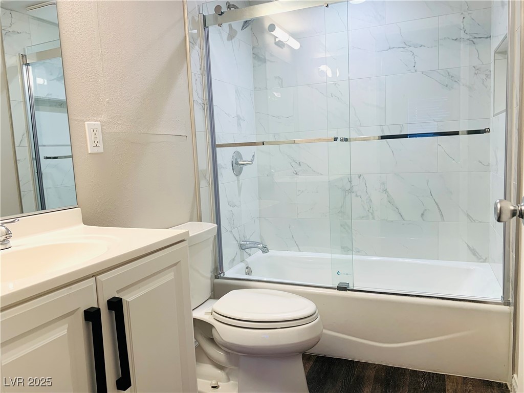 595 S Royal Crest Circle 16