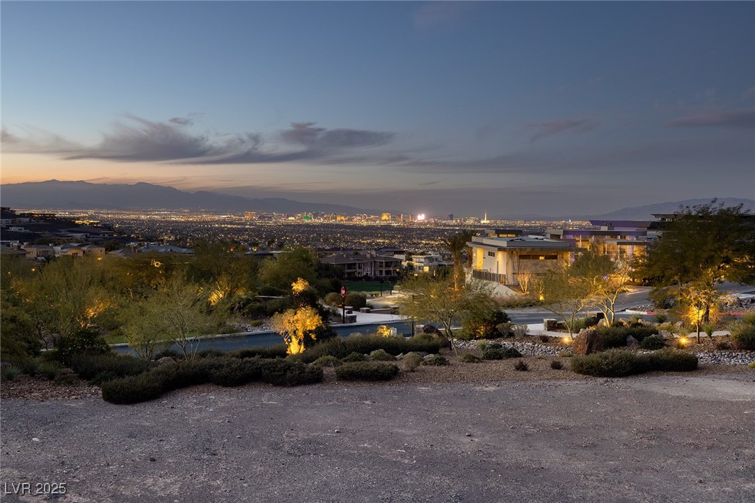 657 Boulder Summit Drive, Henderson, Nevada image 2