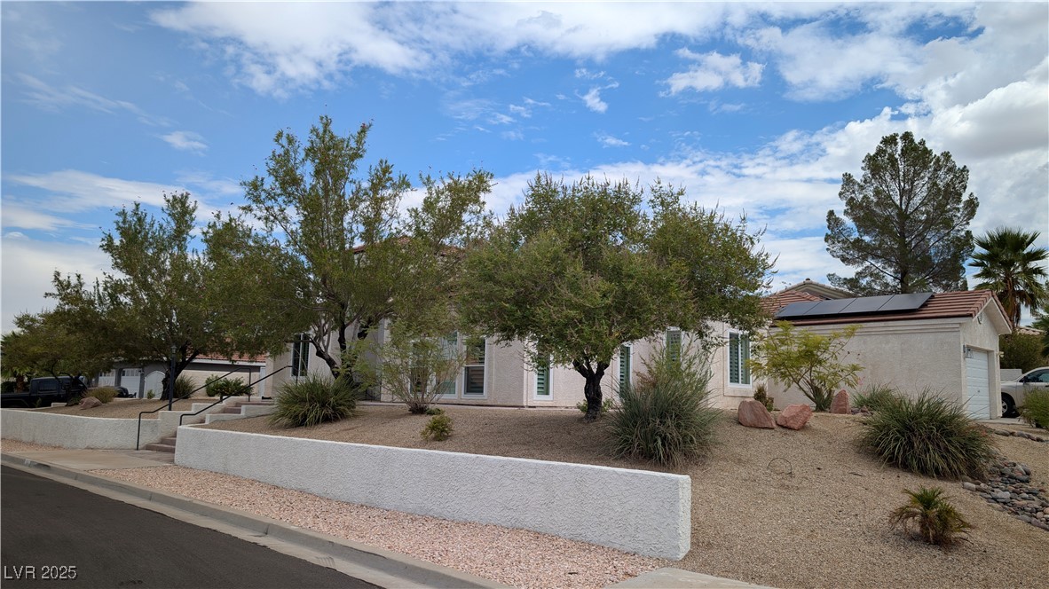 997 Gladiola Way