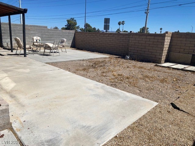 Photo 1 of 11 — 6983 Starwood Drive, Las Vegas, NV 89147