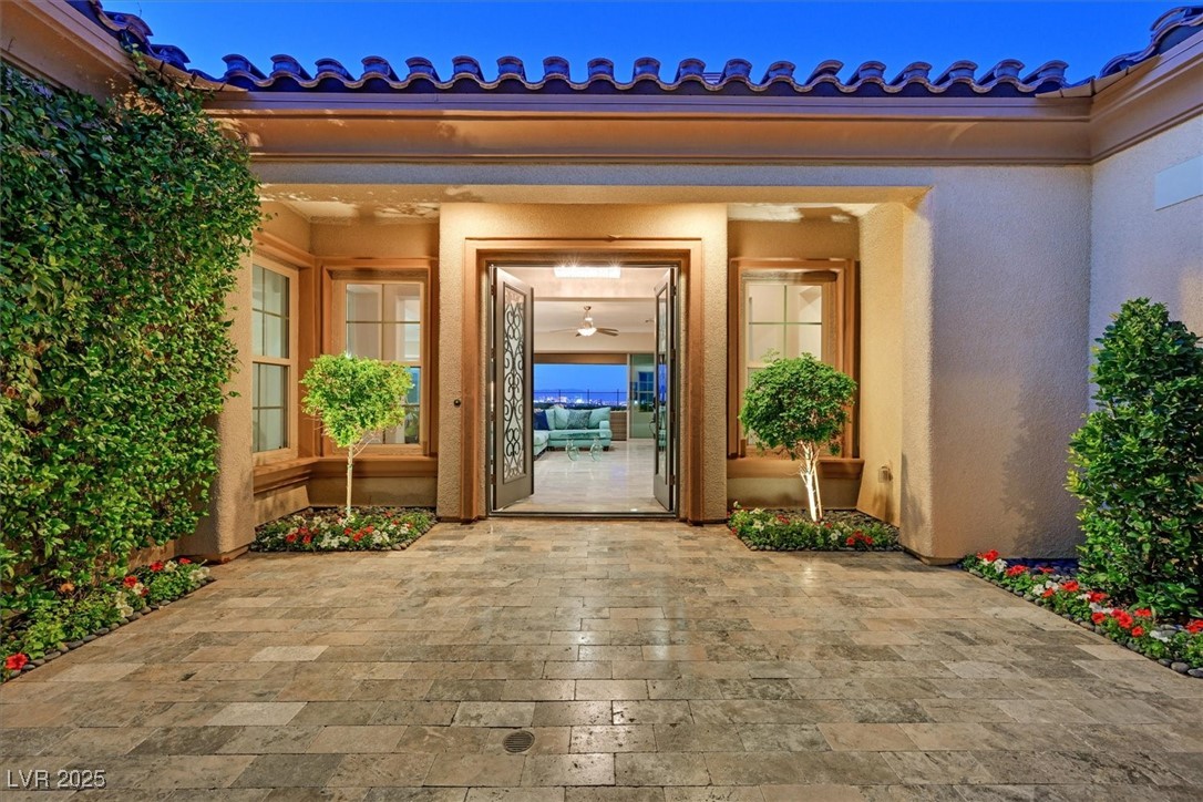 52 OLYMPIA CHASE Drive