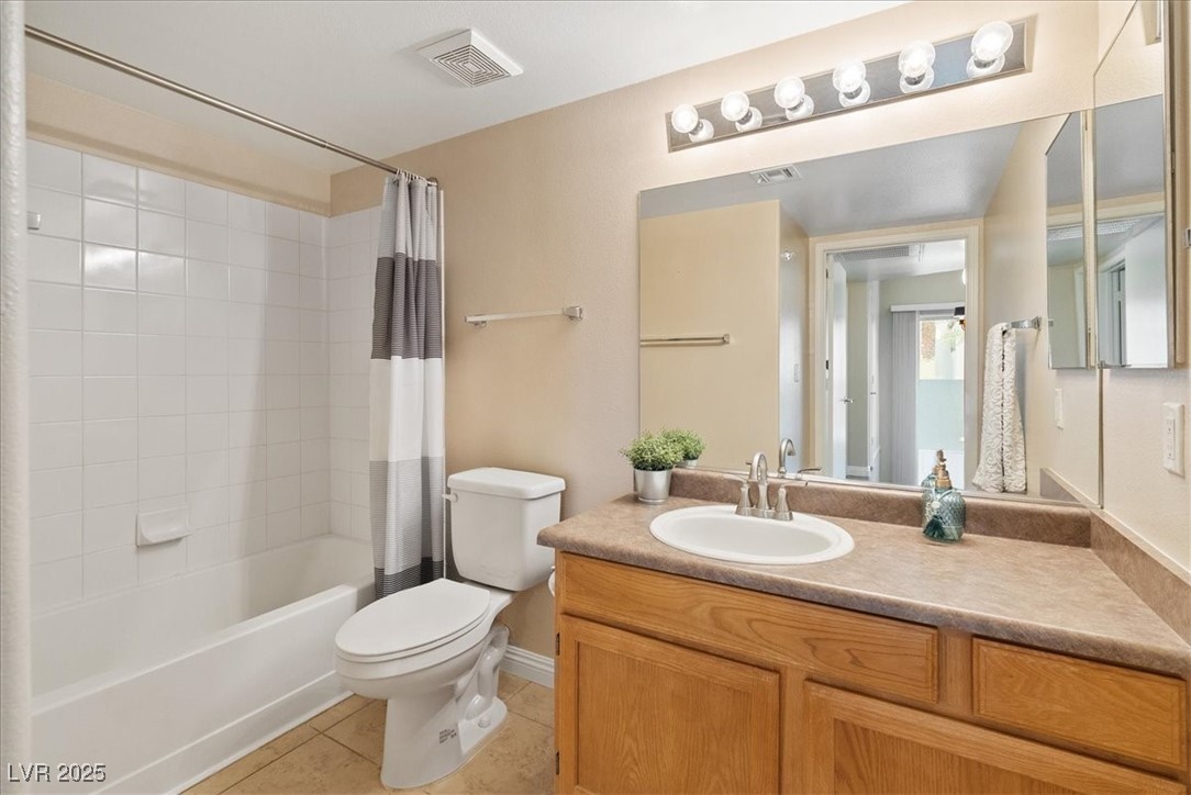 Las Vegas, Nevada 89113, United States, 2 Bedrooms Bedrooms, ,2 BathroomsBathrooms,Residential,Active,198026