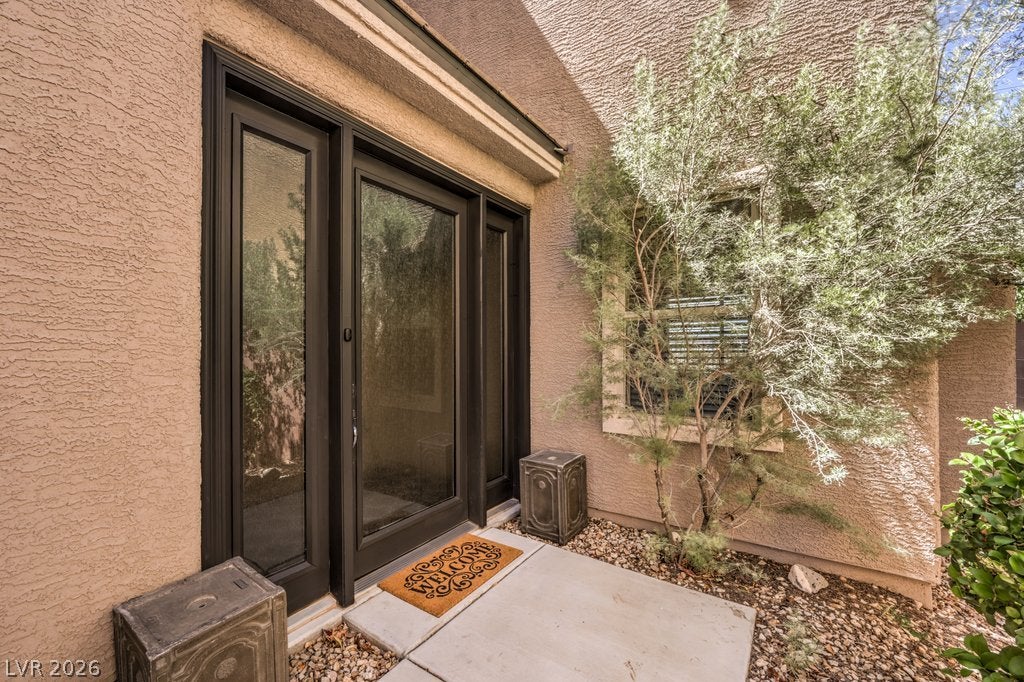 2356 Rue Bienville Way