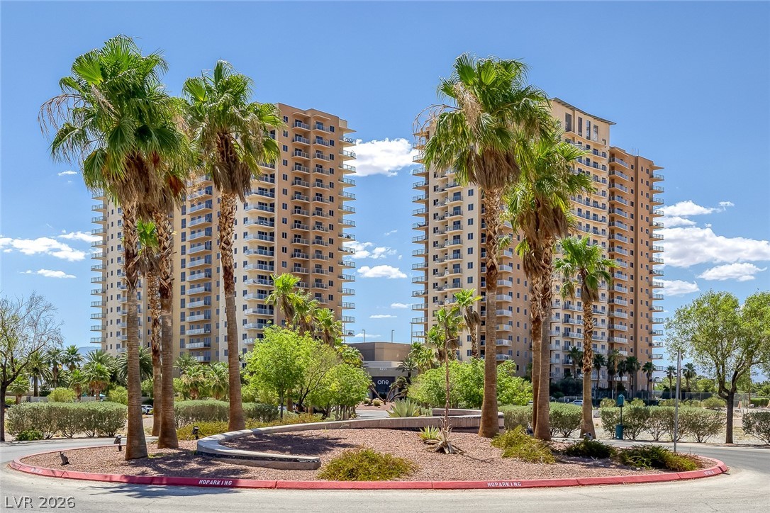 8255 Las Vegas Boulevard 1205