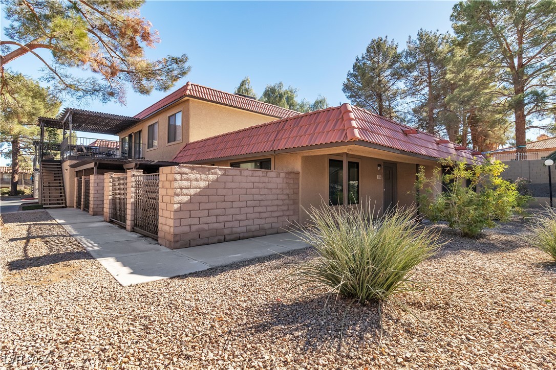 1894 Apricot Court, Henderson, Nevada image 11