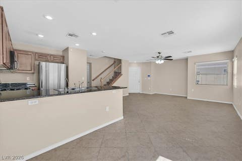 Tiny photo for 5732 Rose Tiara Drive, Las Vegas, NV 89139 (MLS # 2788992)