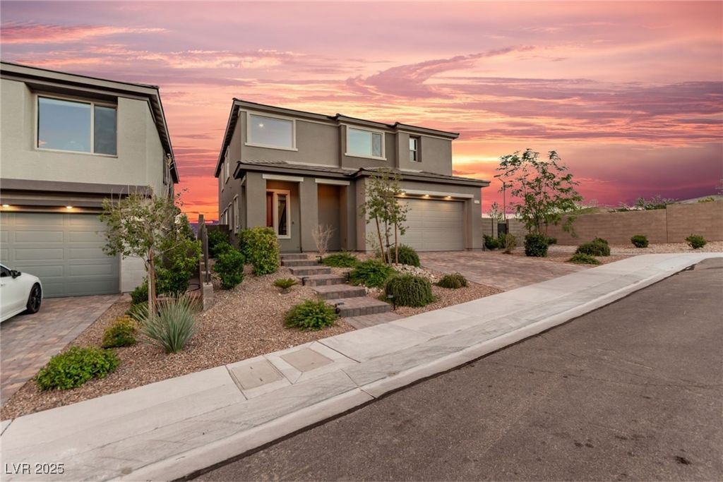 Photo of 12619 Huckleberry Oak Avenue, Las Vegas, NV 89138 (MLS # 2711844)