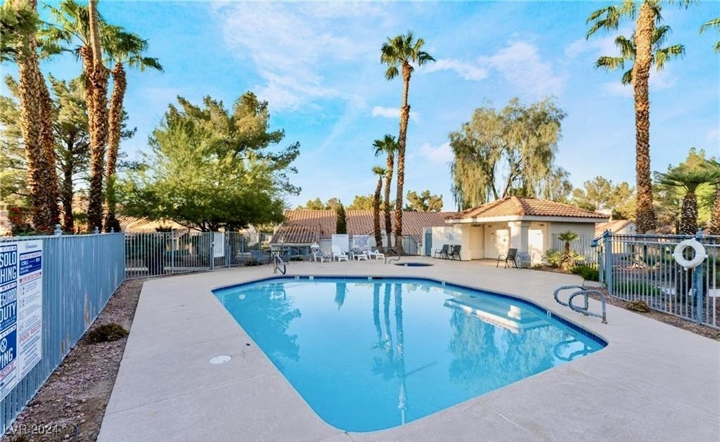 2253 Van Gogh Drive, Henderson, Nevada image 19