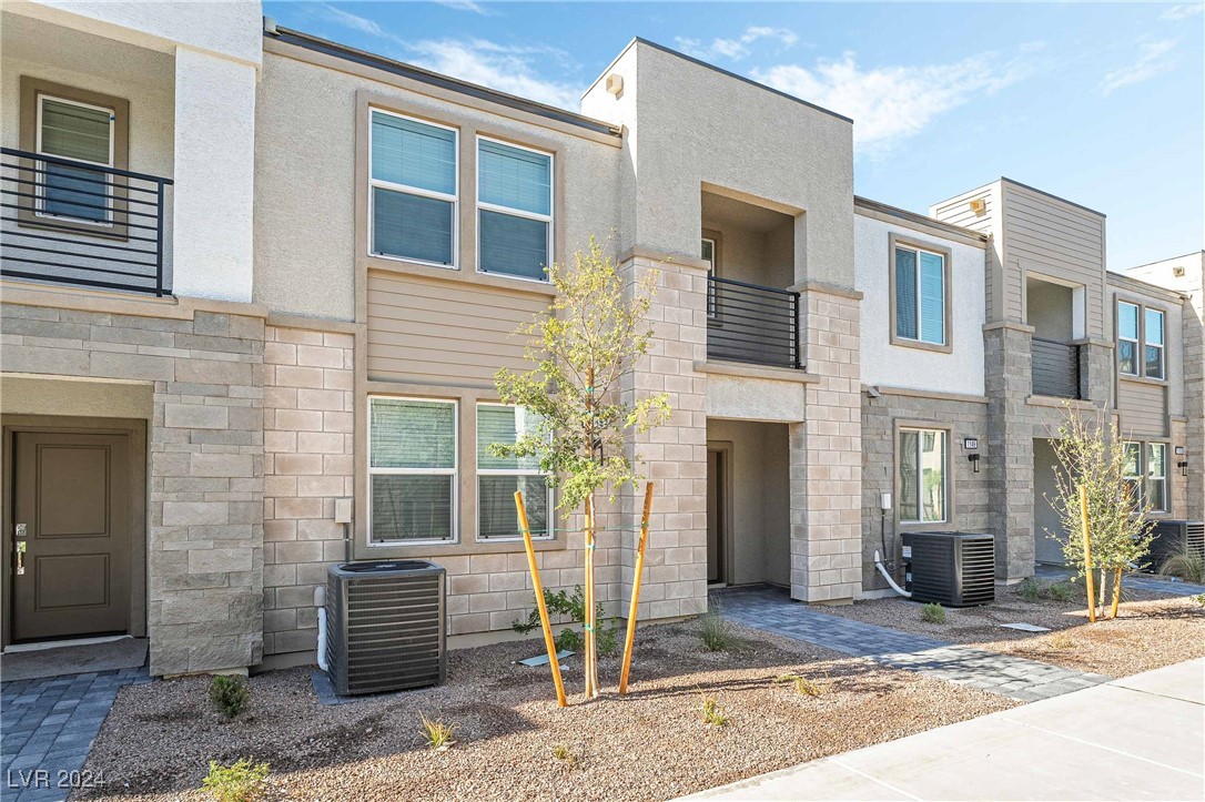 View Henderson, NV 89011 townhome