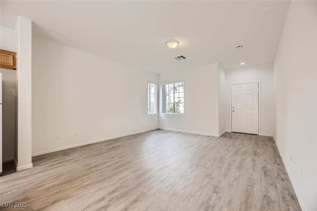 4045 Oliver Sagebrush Drive, Las Vegas, Nevada image 5