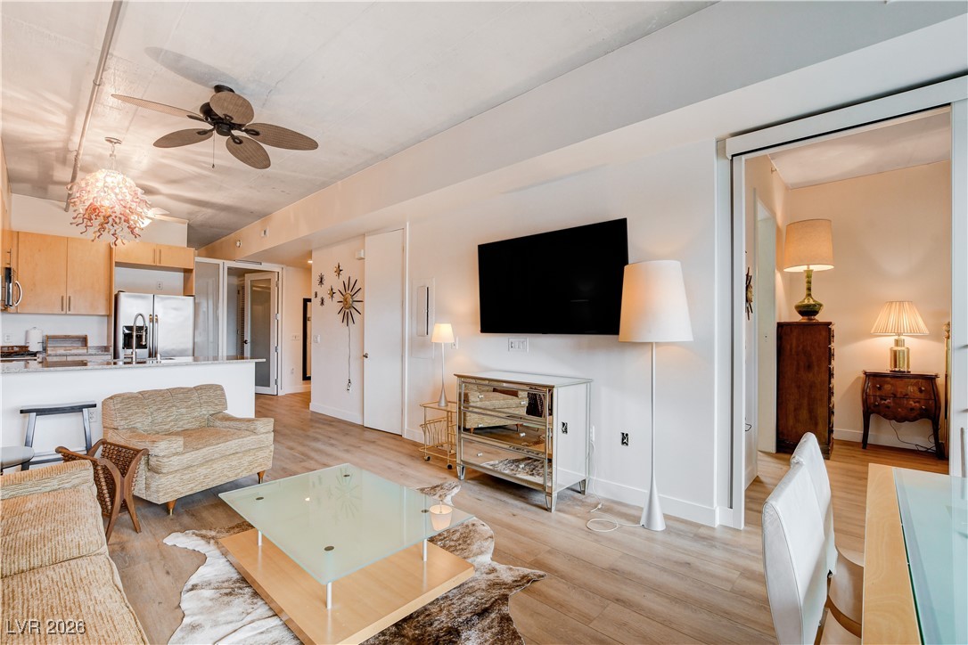 353 E Bonneville Avenue 233