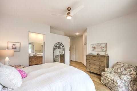 Tiny photo for 26 Emerald Dunes Circle, Henderson, NV 89052 (MLS # 2778664)