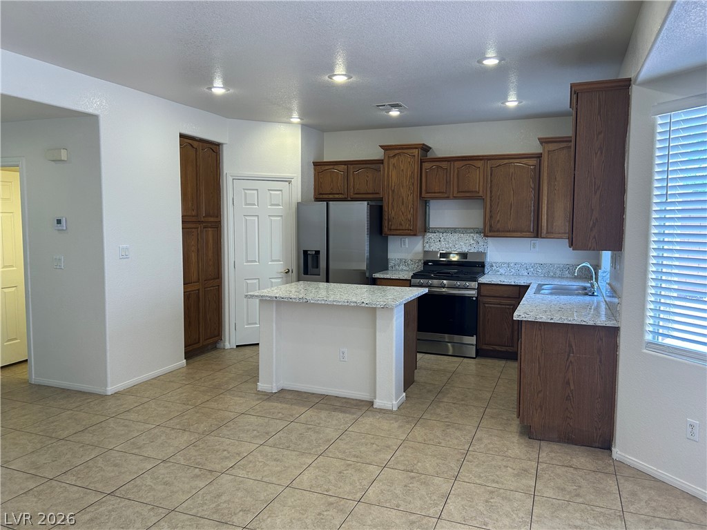 10296 Magnolia Tree Avenue