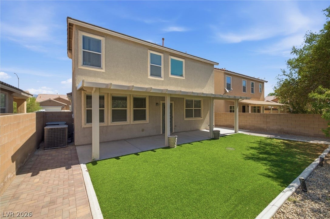 321 Arrowbird Avenue