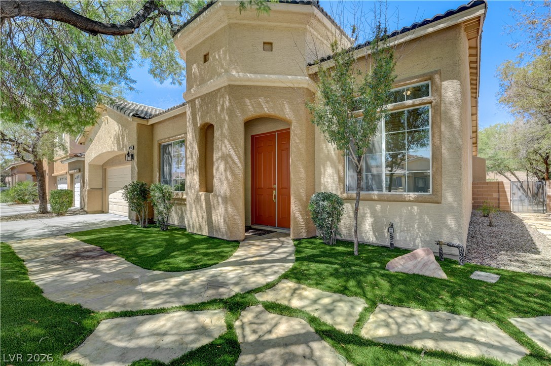 8225 Romantic Sunset Street
