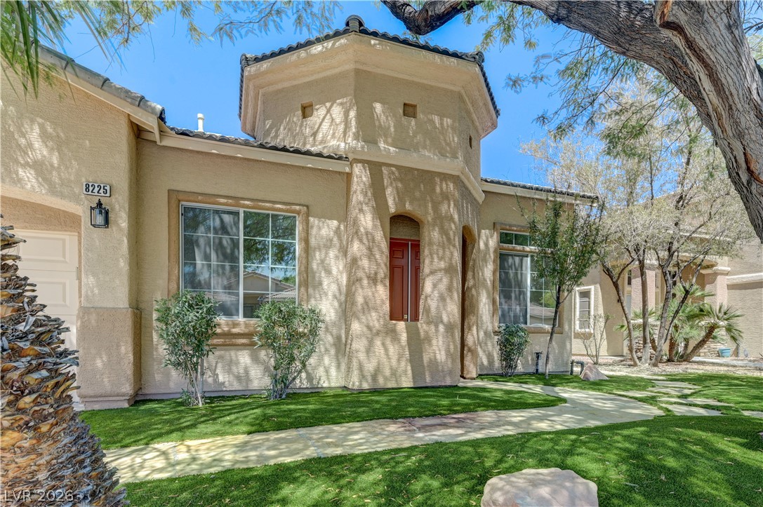 8225 Romantic Sunset Street