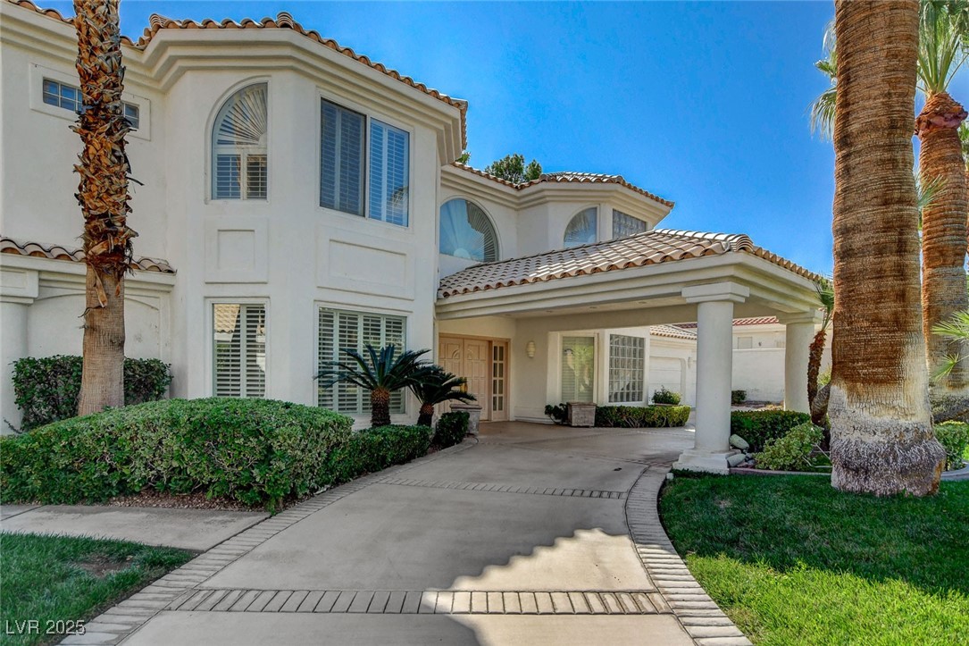 75 Ventana Canyon Drive