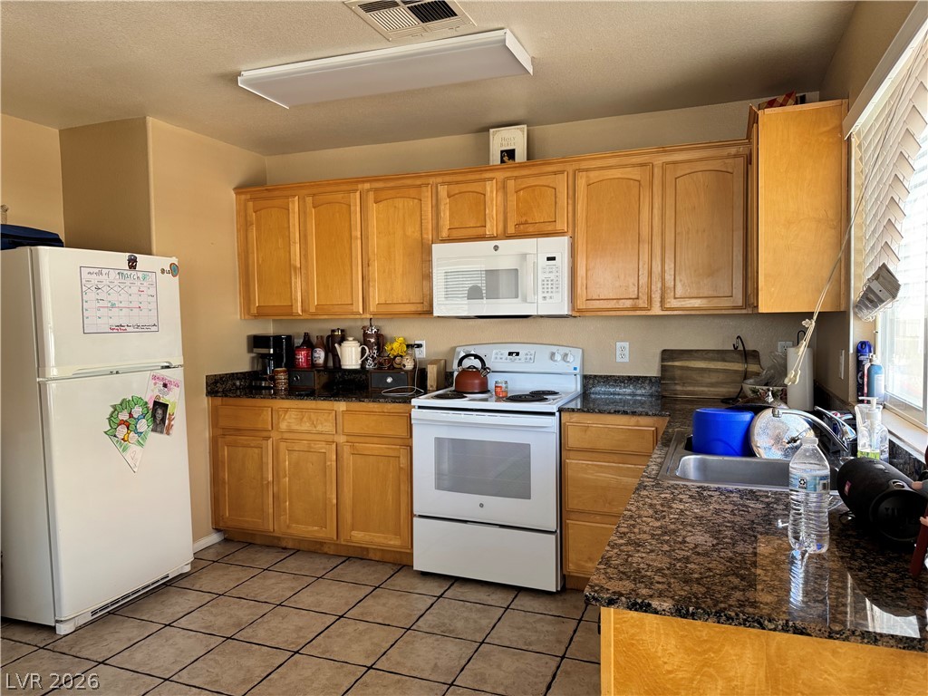 8401 Tiger Woods Avenue