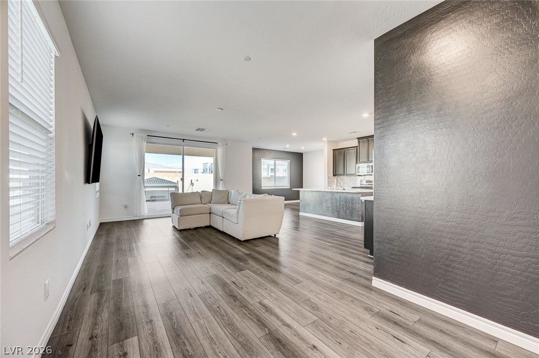 8878 Sasquatch Run Avenue