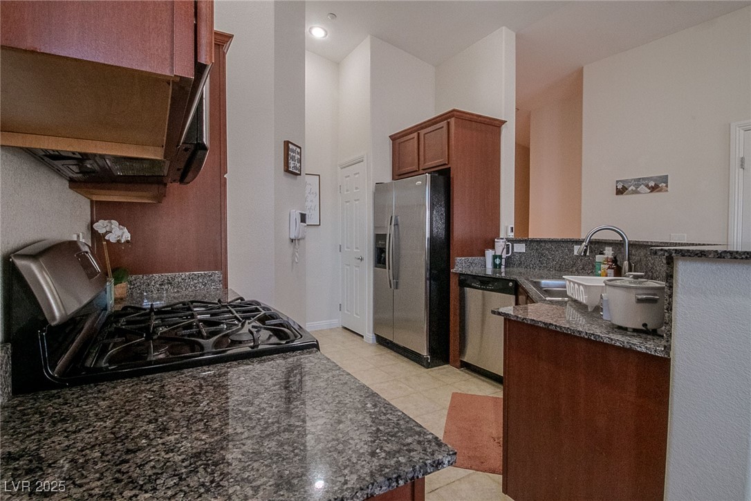 10111 Aspen Rose Street 101