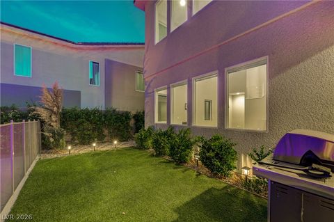 Tiny photo for 32 Vista Outlook Street, Henderson, NV 89011 (MLS # 2784685)