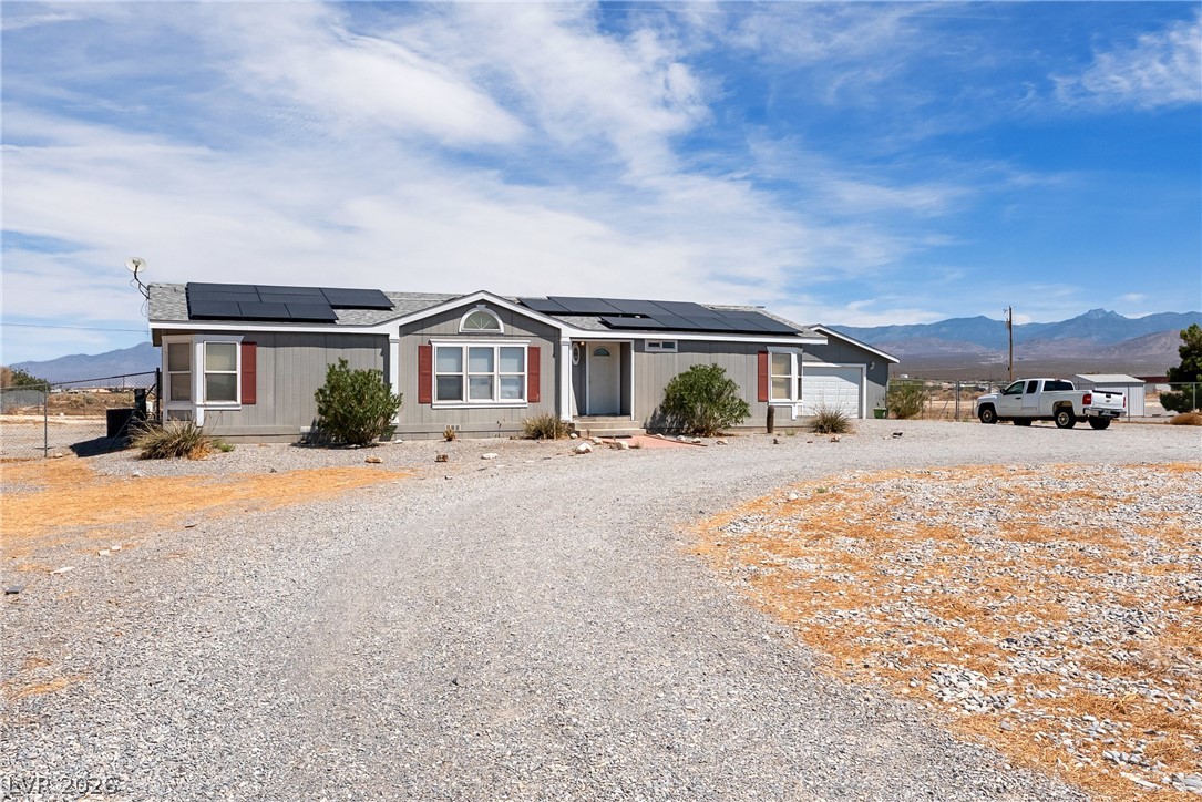2700 E Dandelion Street