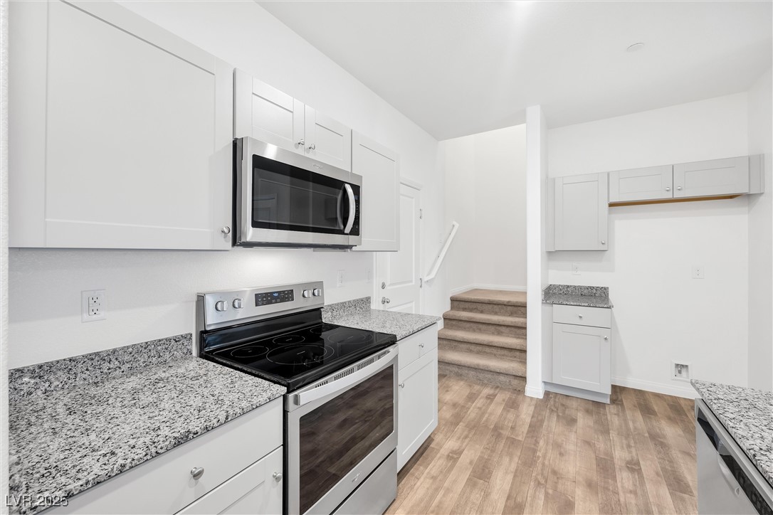 4125 Venus Falls Avenue