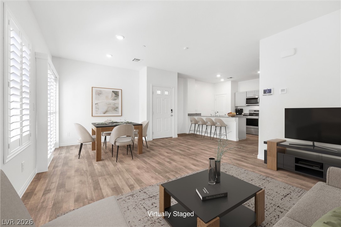 4125 Venus Falls Avenue