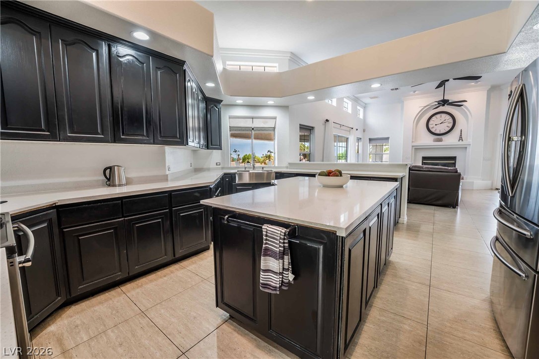 6315 N Grand Canyon Drive