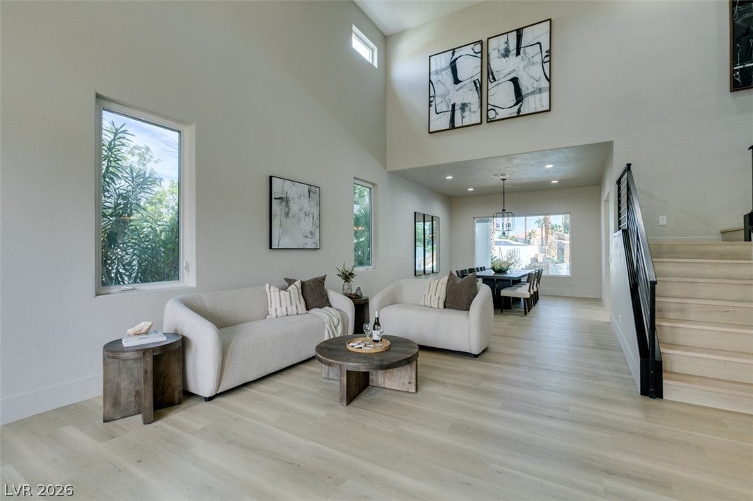 2200 Paseo Court