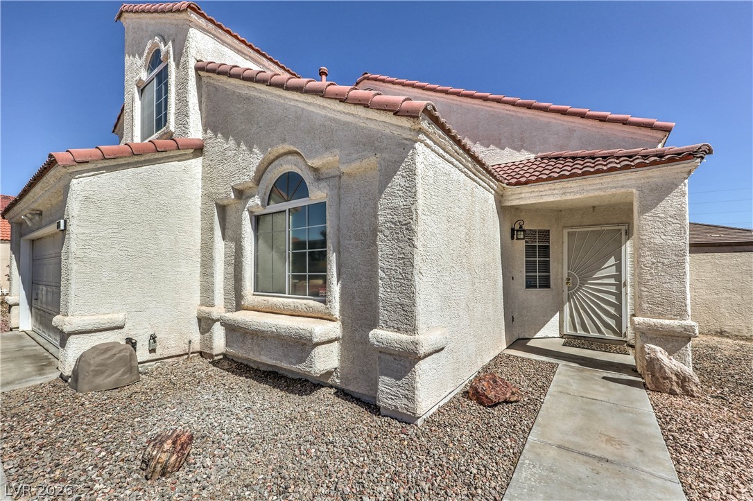 606 Zalataia Way