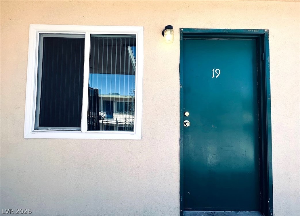 3772 Royal Crest Street 19