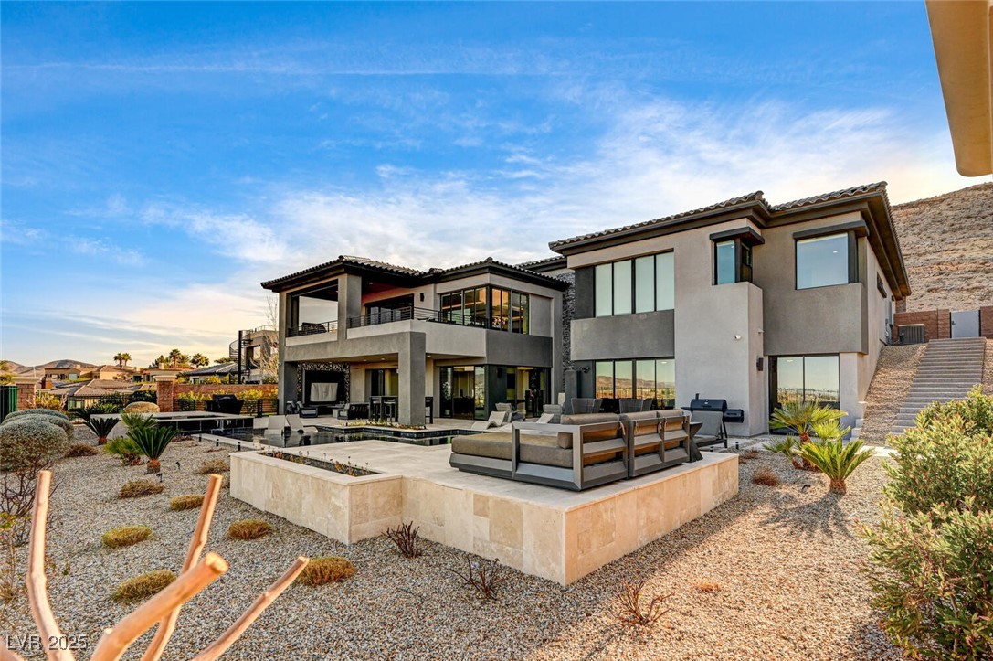 11296 Villa Bellagio Drive