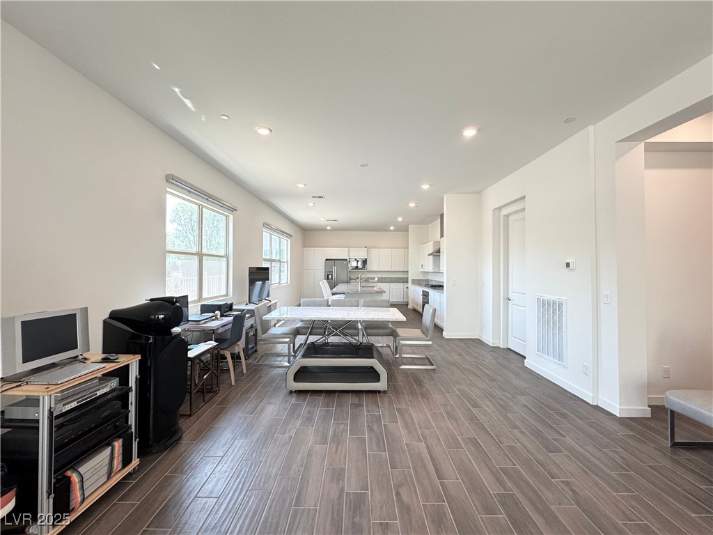 Properties 1 10879 Artesano Avenue