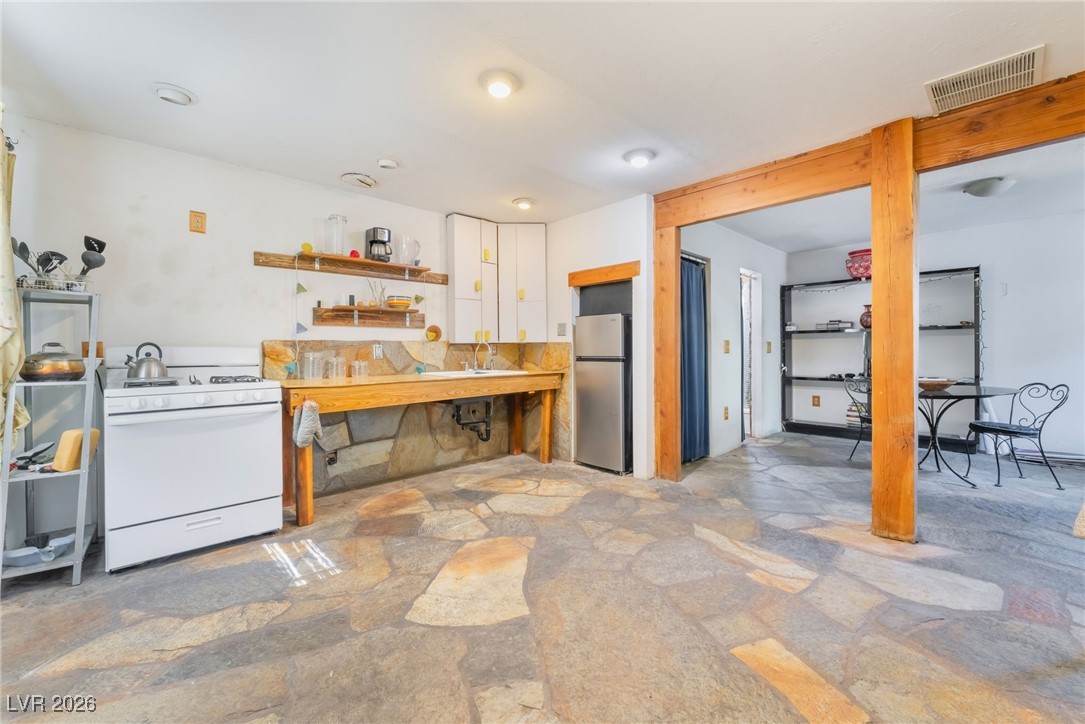 2532 Arrowhead Street