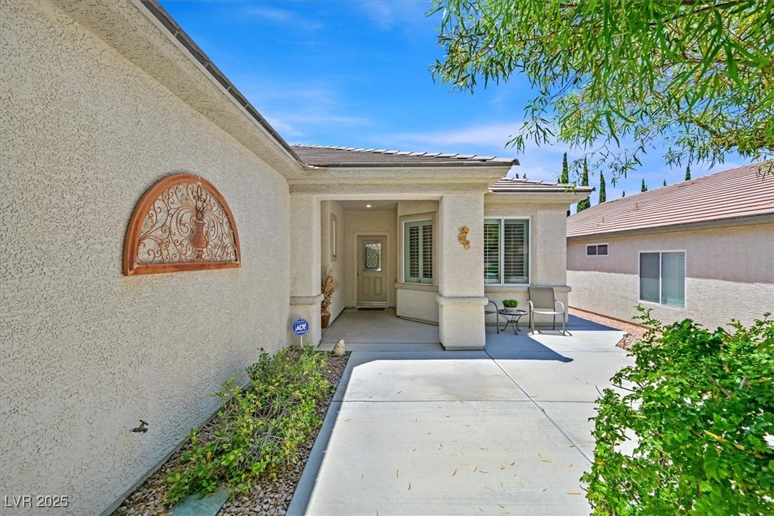 Properties 1 2839 Goldcreek Street