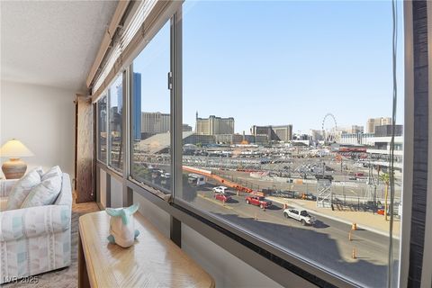 Photo of 205 E Harmon Avenue #508, Las Vegas, NV 89169 (MLS # 2731301) Photo of 205 E Harmon Avenue #508, Las Vegas, NV 89169 (MLS # 2731301)