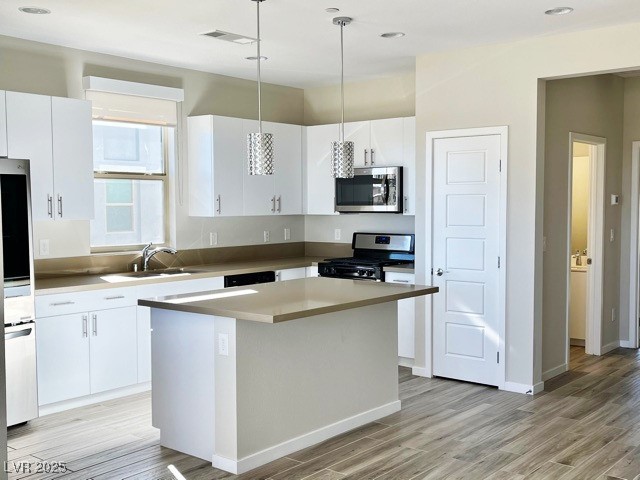 11236 RAINBOW PEAK Avenue 201