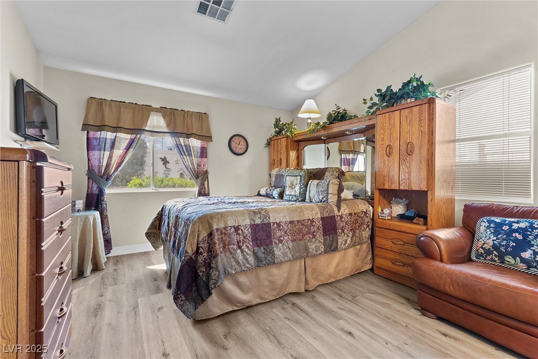 North Las Vegas, Nevada 89084, United States, 3 Bedrooms Bedrooms, ,2 BathroomsBathrooms,Residential,Pending,84487