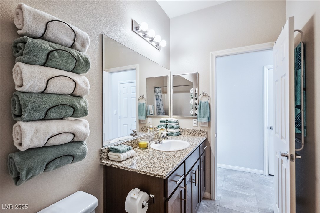 2727 Chinaberry Hill Street, Laughlin, Nevada image 30