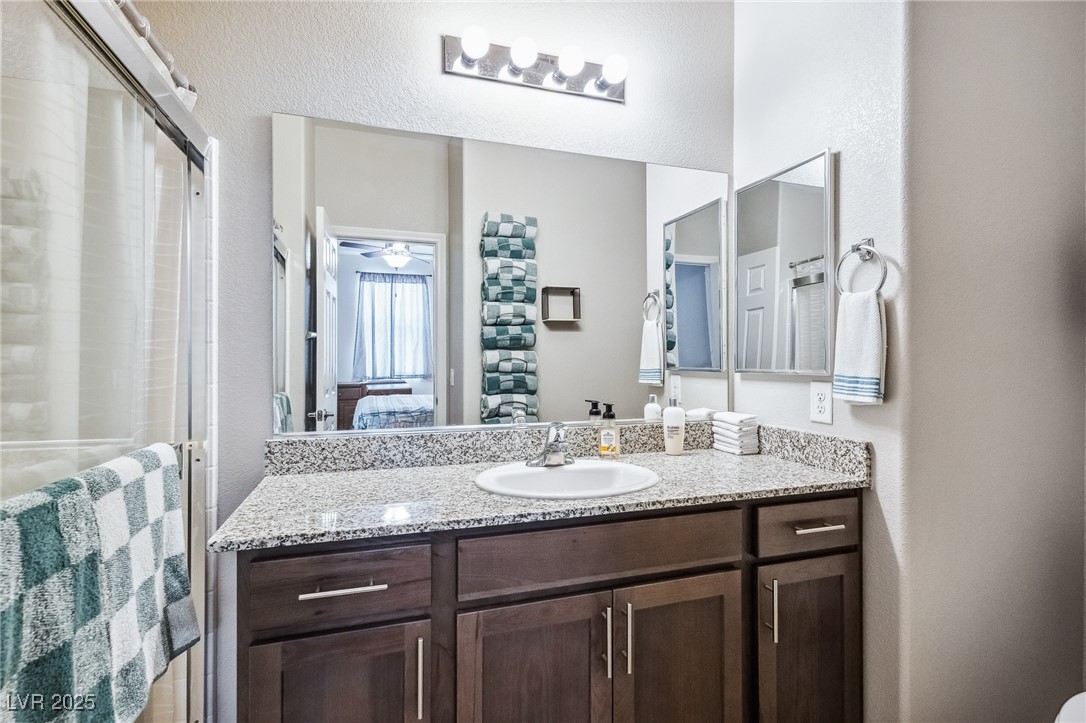 2727 Chinaberry Hill Street, Laughlin, Nevada image 21