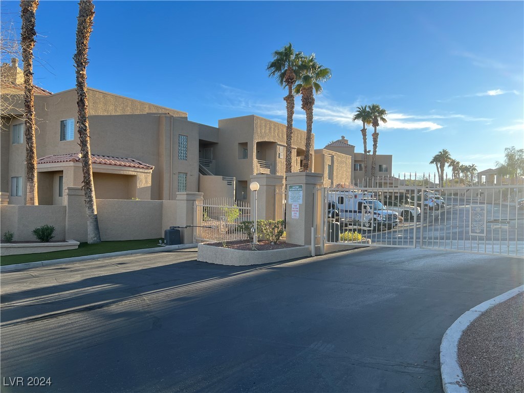 2241 Highpointe Drive #201, Laughlin, Nevada image 5