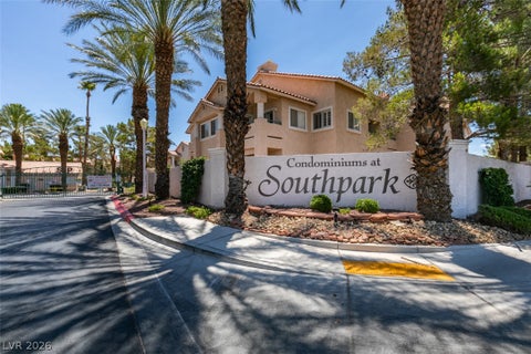 Condo For Sale - 7450 S Eastern Avenue #1026<br/> Las Vegas, NV 89123