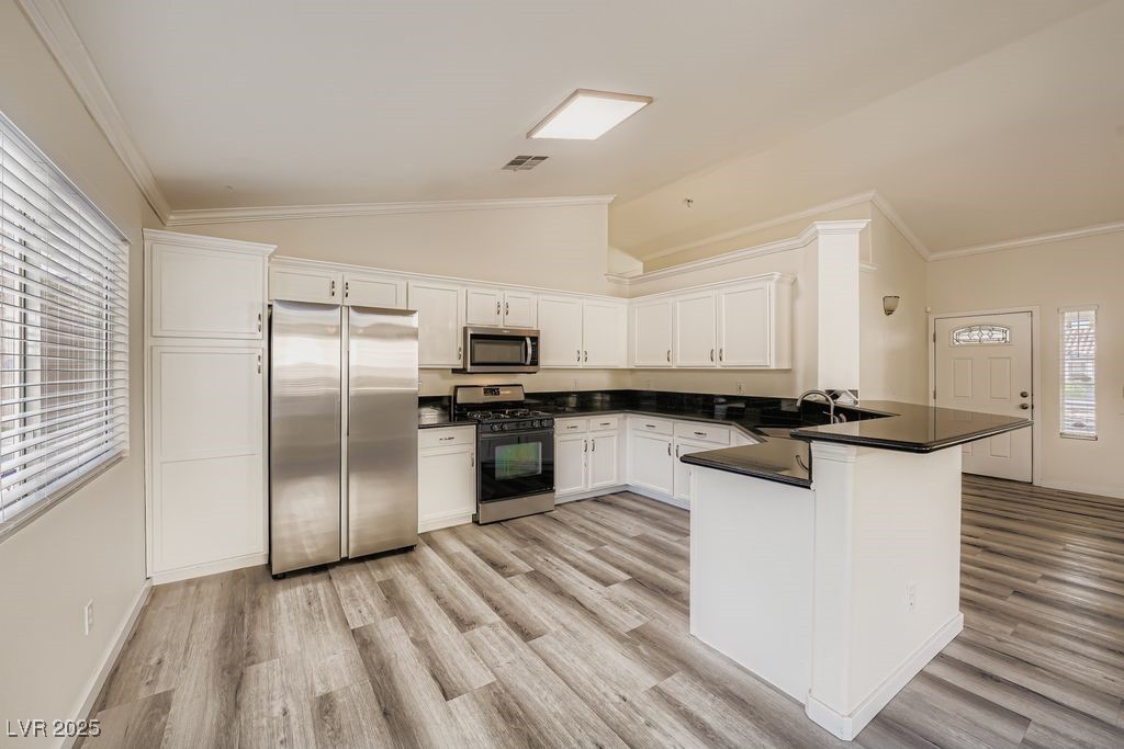 2749 Fresh Pond Court