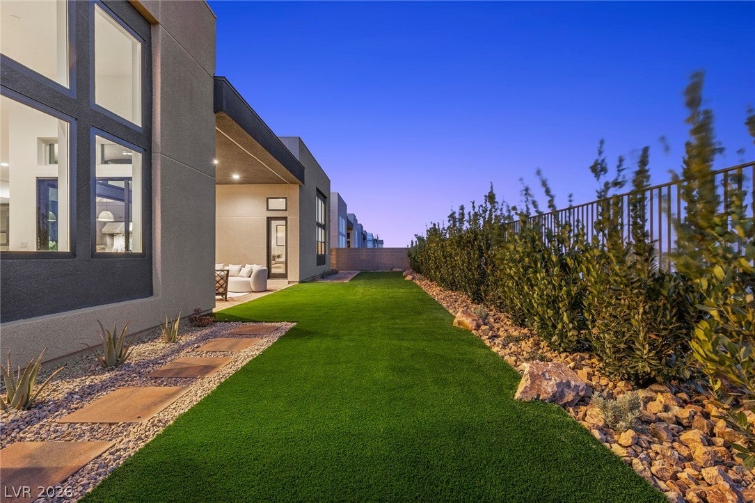 11089 Stone Summit Court