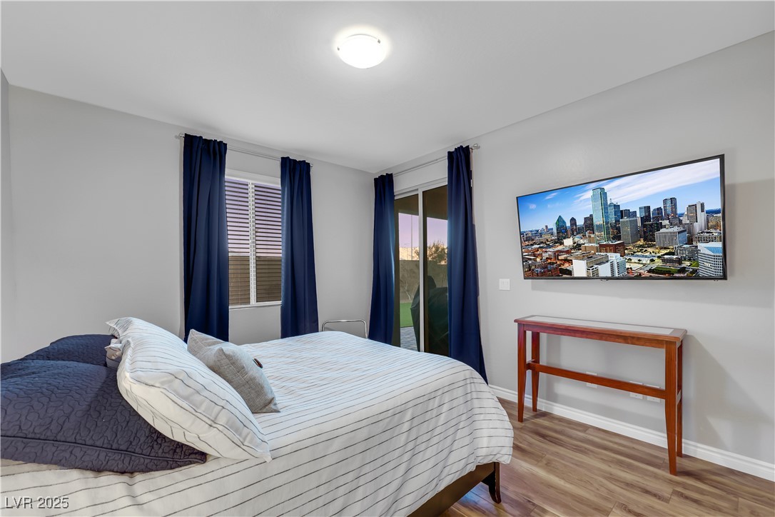 Las Vegas, Nevada 89166, United States, 4 Bedrooms Bedrooms, ,4 BathroomsBathrooms,Residential,Pending,81467