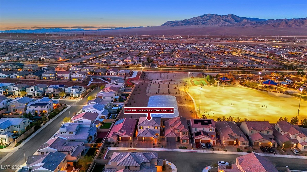 Las Vegas, Nevada 89166, United States, 4 Bedrooms Bedrooms, ,4 BathroomsBathrooms,Residential,Pending,81467